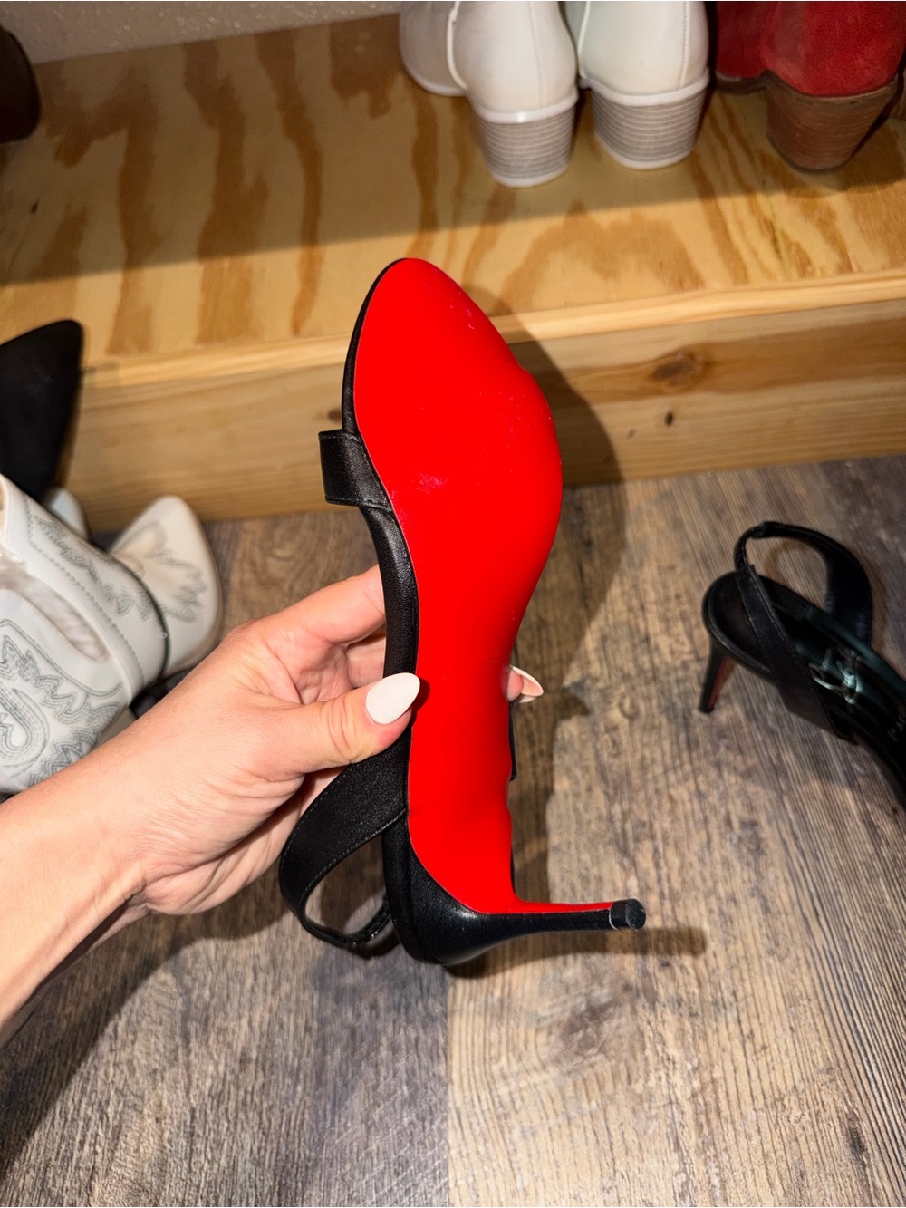 Christian Louboutin Dupes Black Slingback Pump with Red Sole brand new neverworn